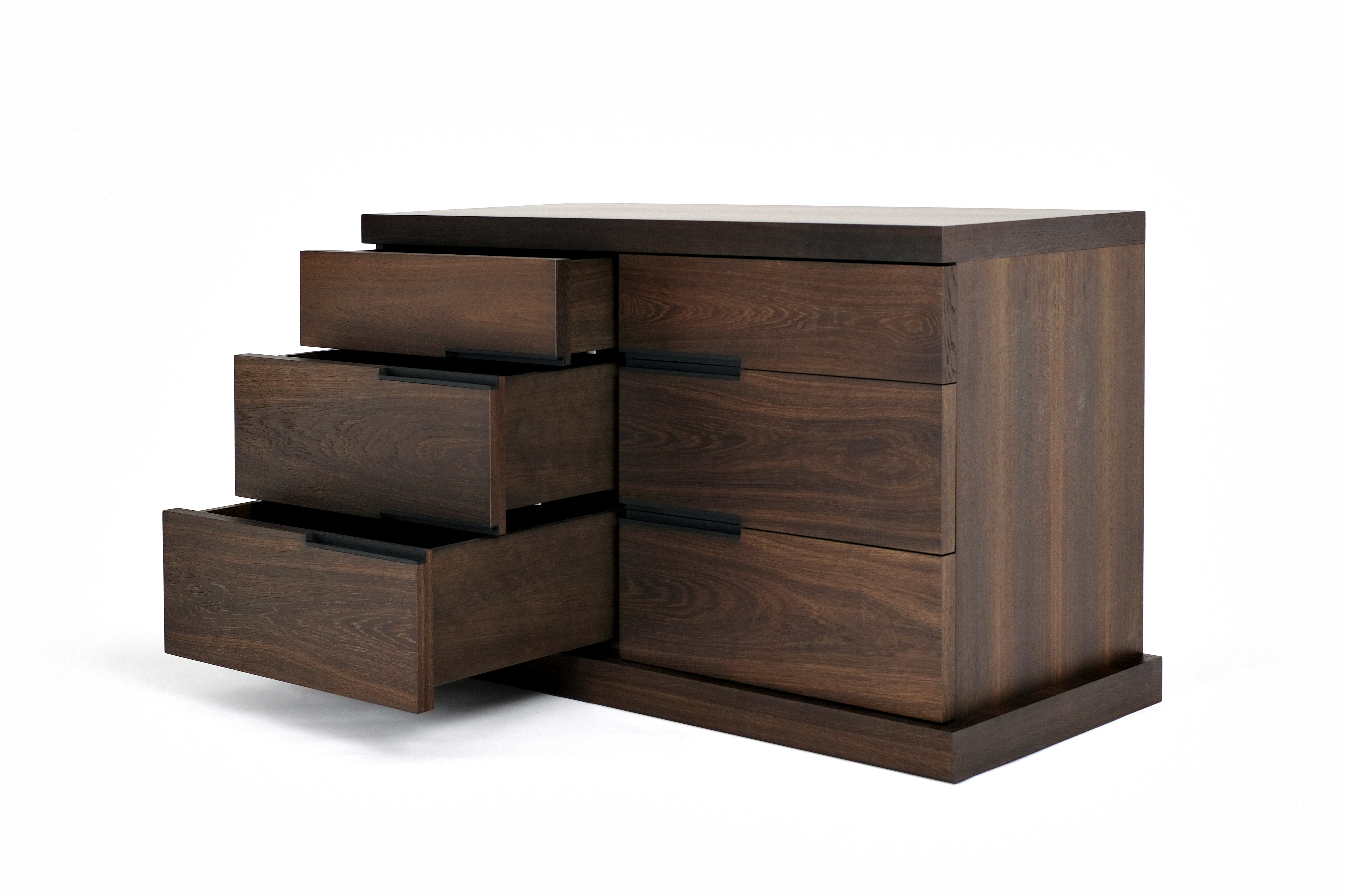 de sousa hughes liaigre Cordob s cabinet open