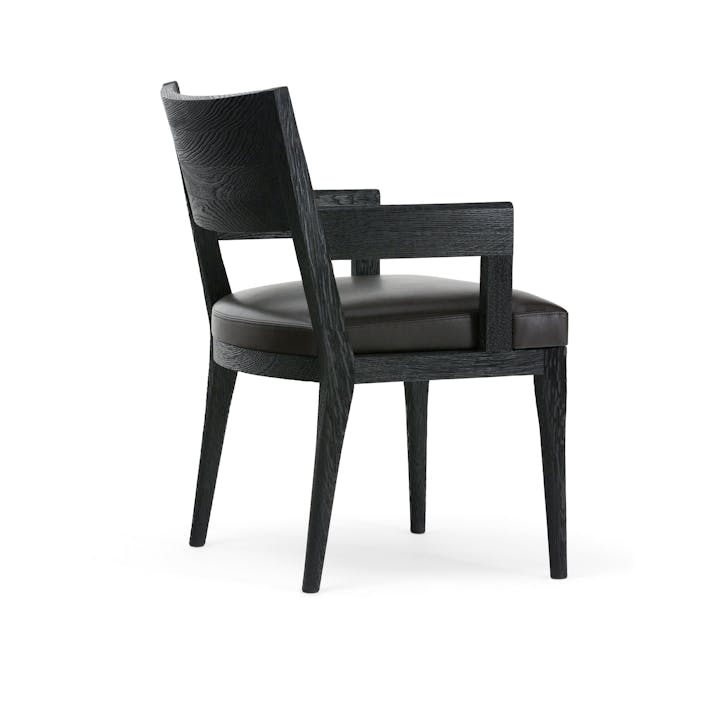de sousa hughes liaigre Fauteuil Equus armchair