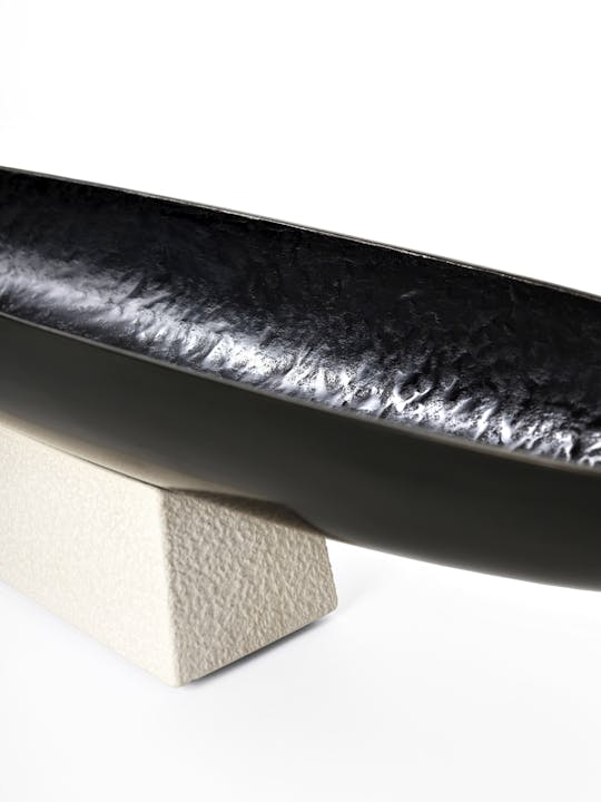 de sousa hughes liaigre flamel centerpiece detail