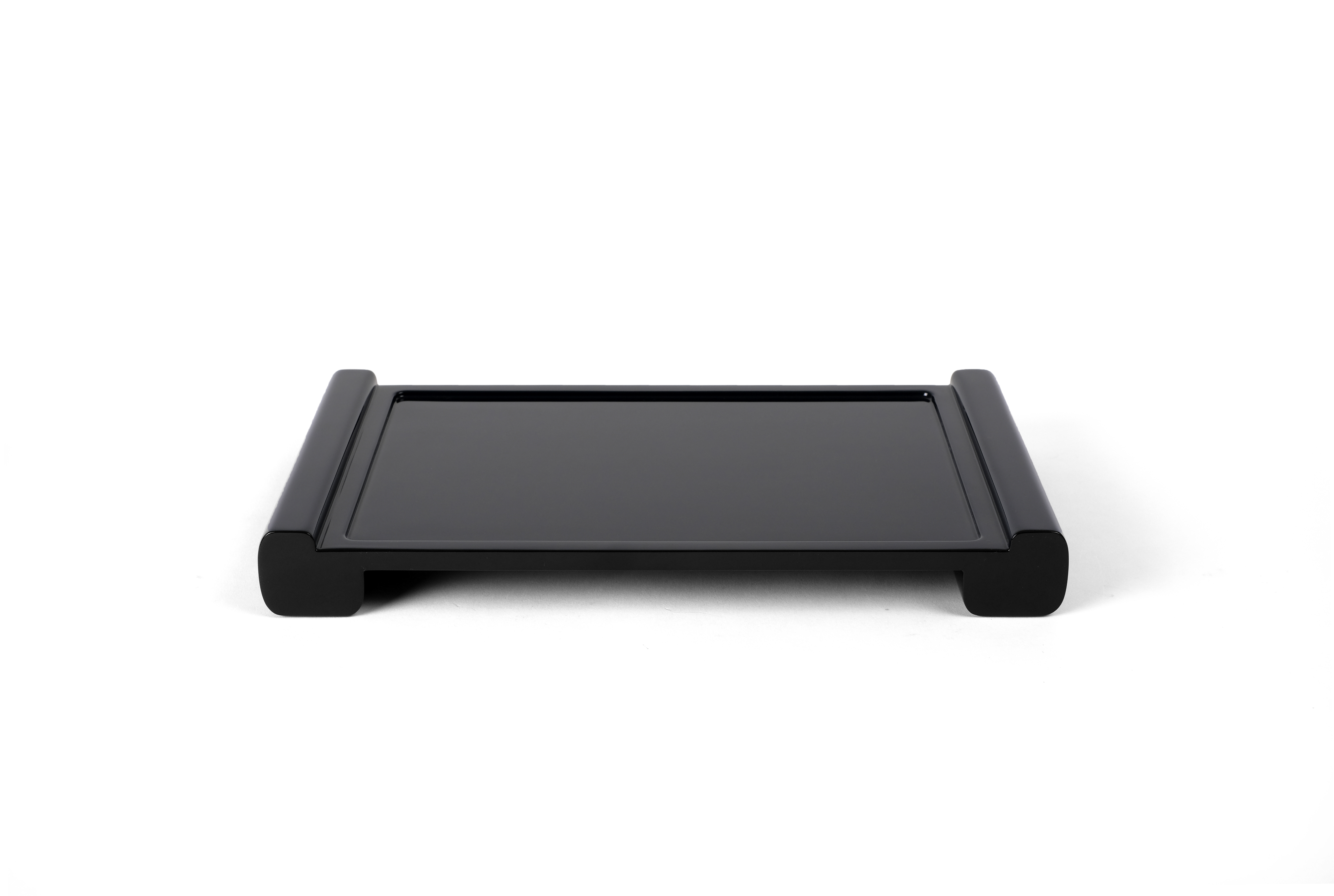 de sousa hughes liaigre hugo tray small black lacquer