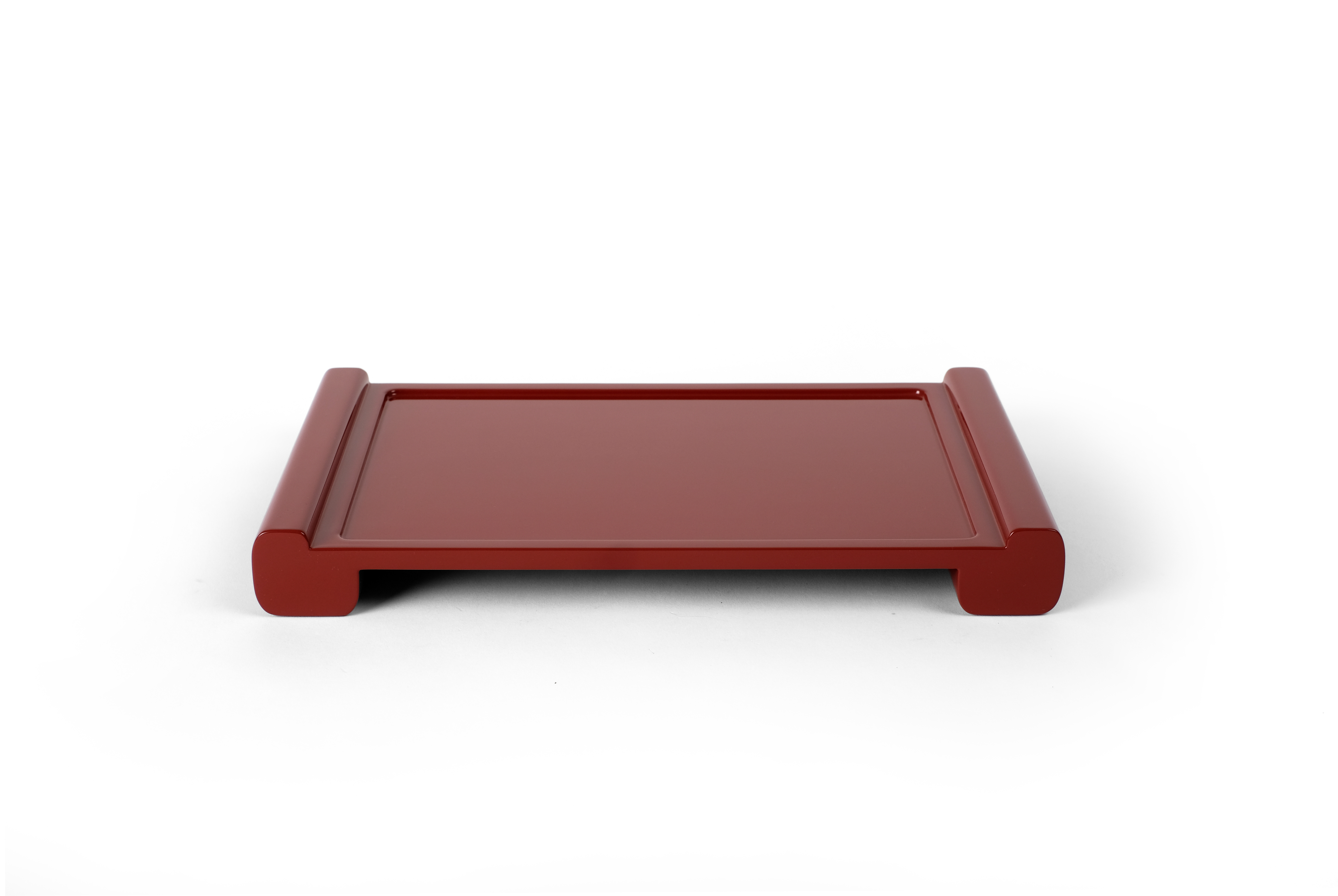 de sousa hughes liaigre hugo tray small red lacquer