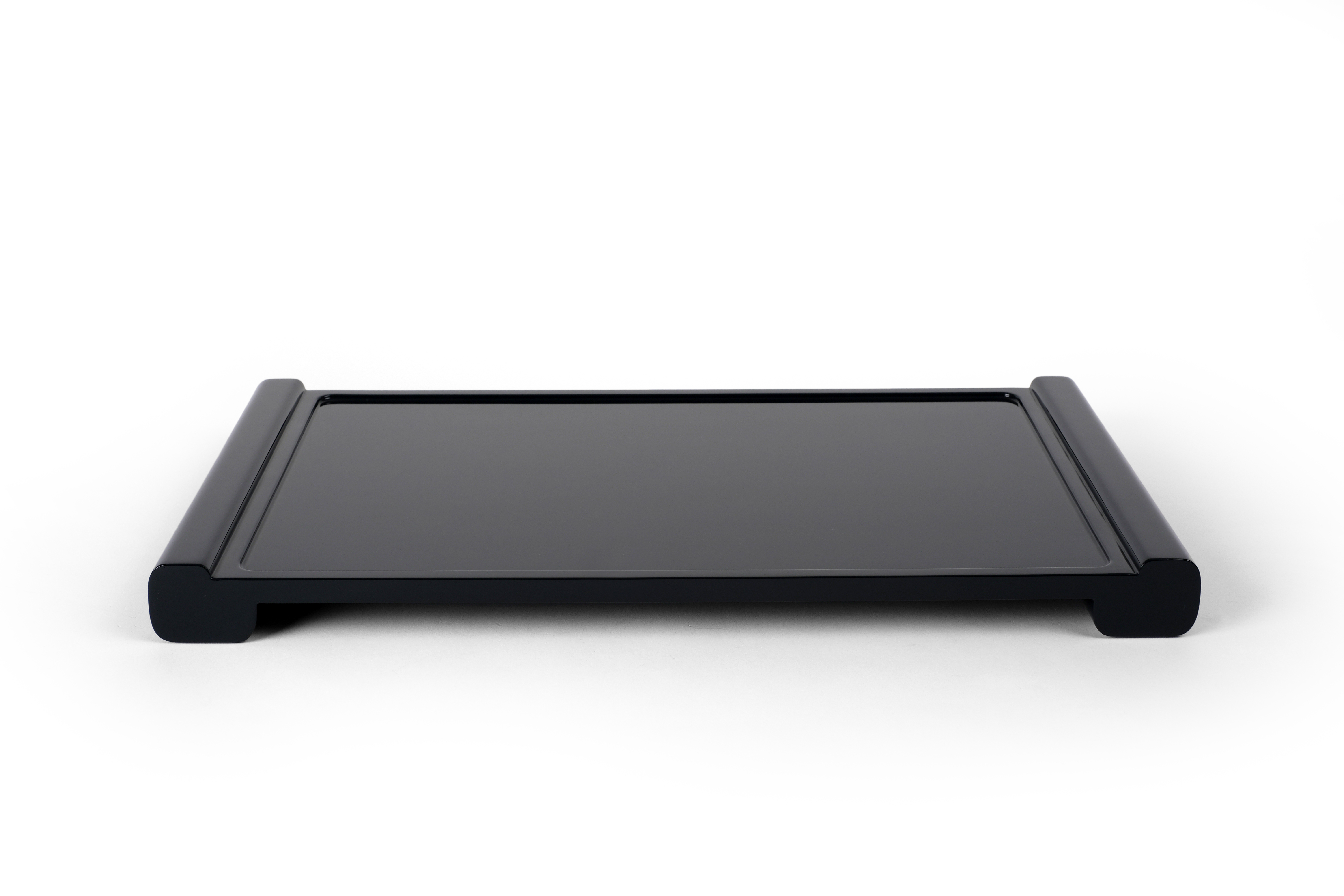 de sousa hughes liaigre hugo tray large dark blue lacquer