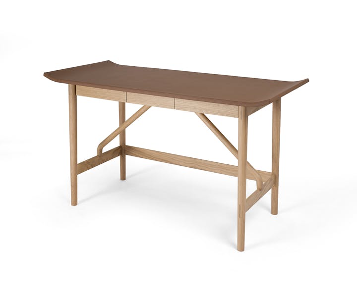 de sousa hughes liaigre Nagoya desk