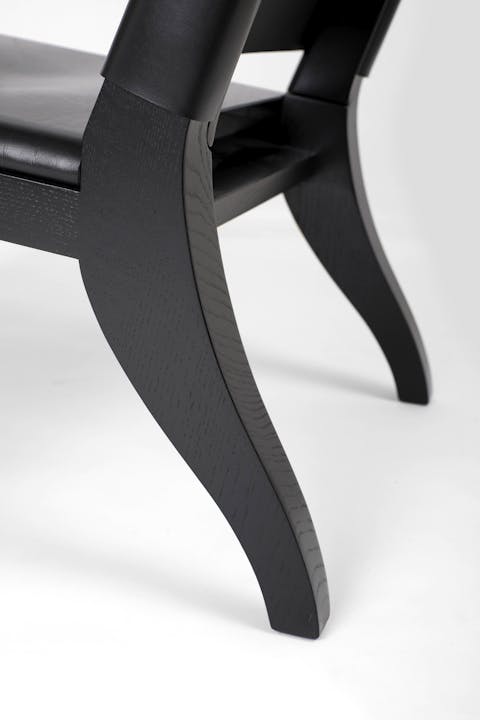 de sousa hughes liaigre Loix armchair detail