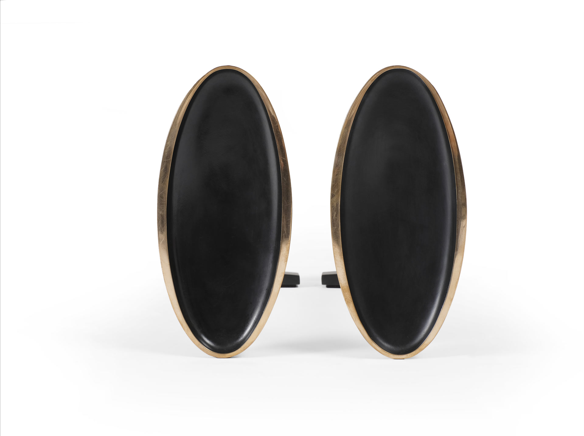 de sousa hughes liaigre Lueur chenets front