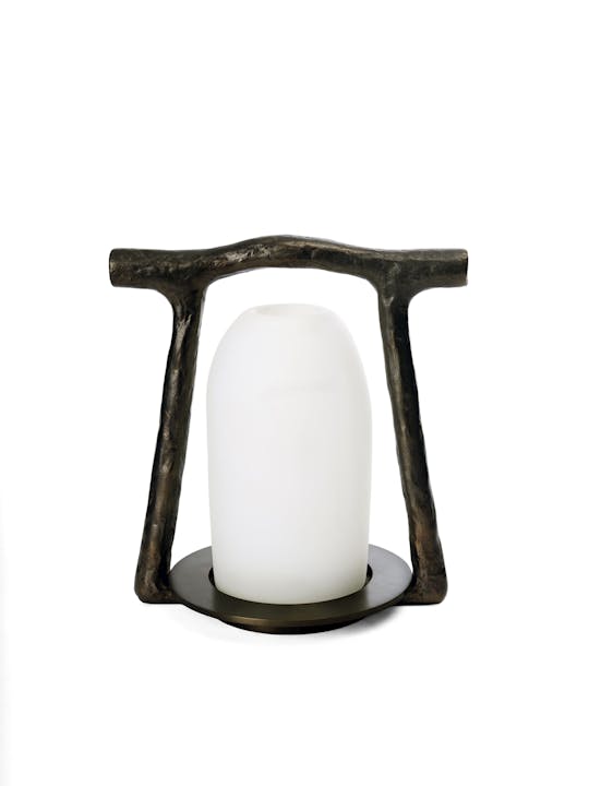 de sousa hughes liaigre Mezzo lamp