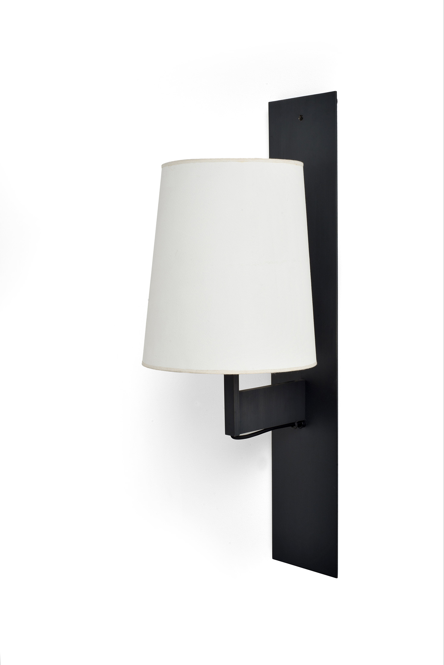 de sousa hughes liaigre R Sconce