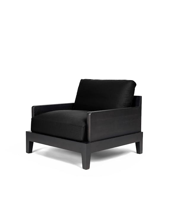 de sousa hughes liaigre Opium Brumes Allure Armchair