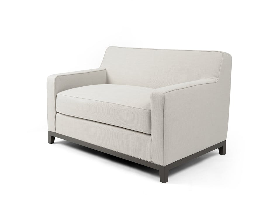 de sousa hughes liaigre Picolo Armchair side angle