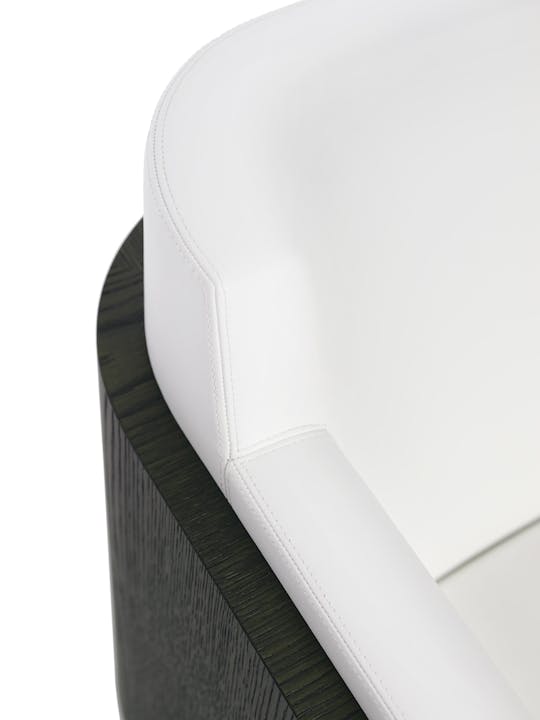 de sousa hughes liaigre Shelter armchair top detail