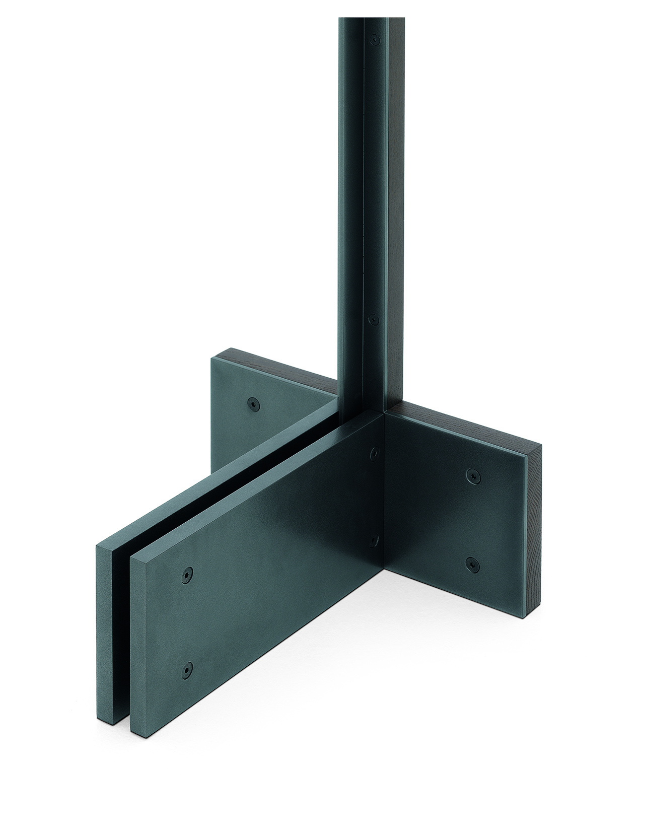 de sousa hughes liaigre SUZERAIN floor lamp base detail