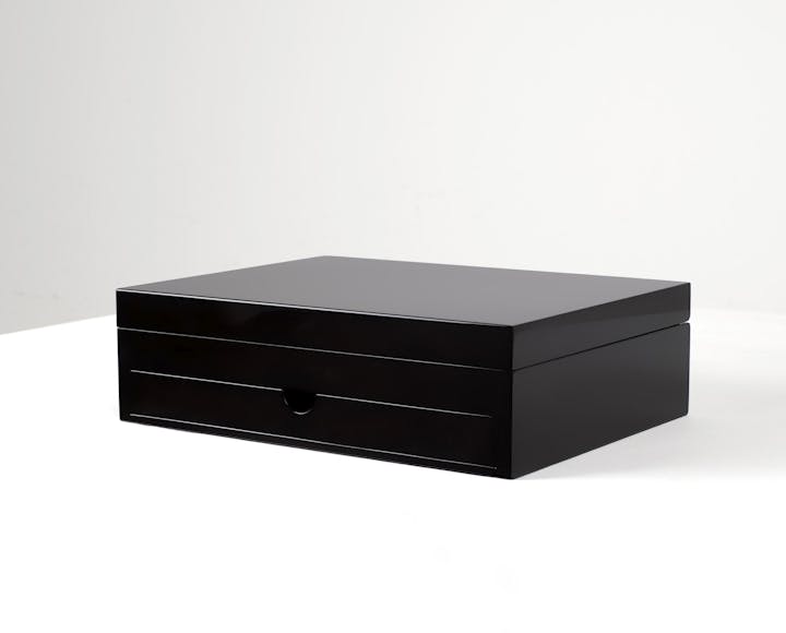 de sousa hughes liaigre writing box