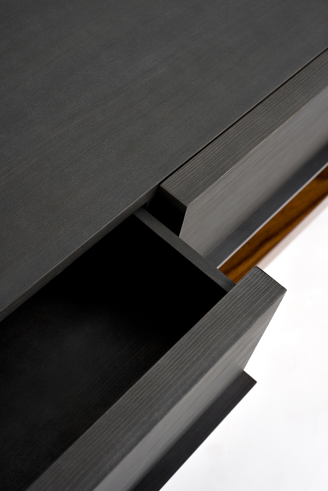 de sousa hughes liaigre TORI cabinet detail