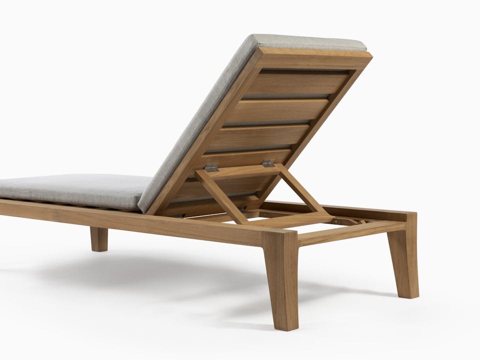 de sousa hughes link outdoor Banyan Armless Chaise 7