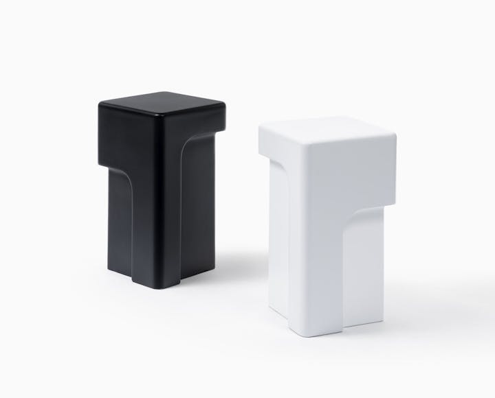 de sousa hughes link outdoor Cascade Drink Table