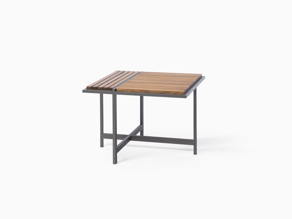 de sousa hughes link outdoor Daybreak Side Table 2