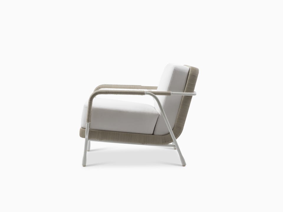 de sousa hughes link outdoor Monterey Lounge Chair Sand 5