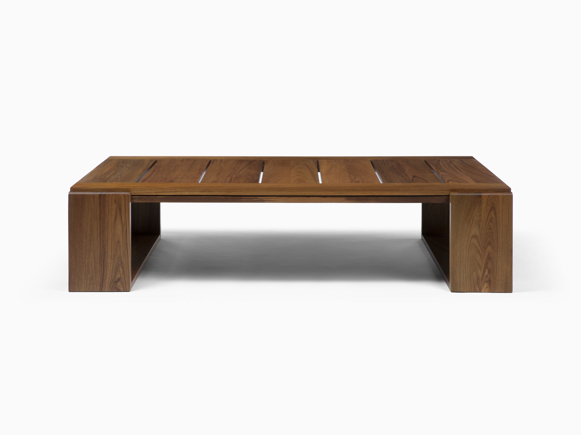 de sousa hughes link outdoor Malibu Cocktail Table 6