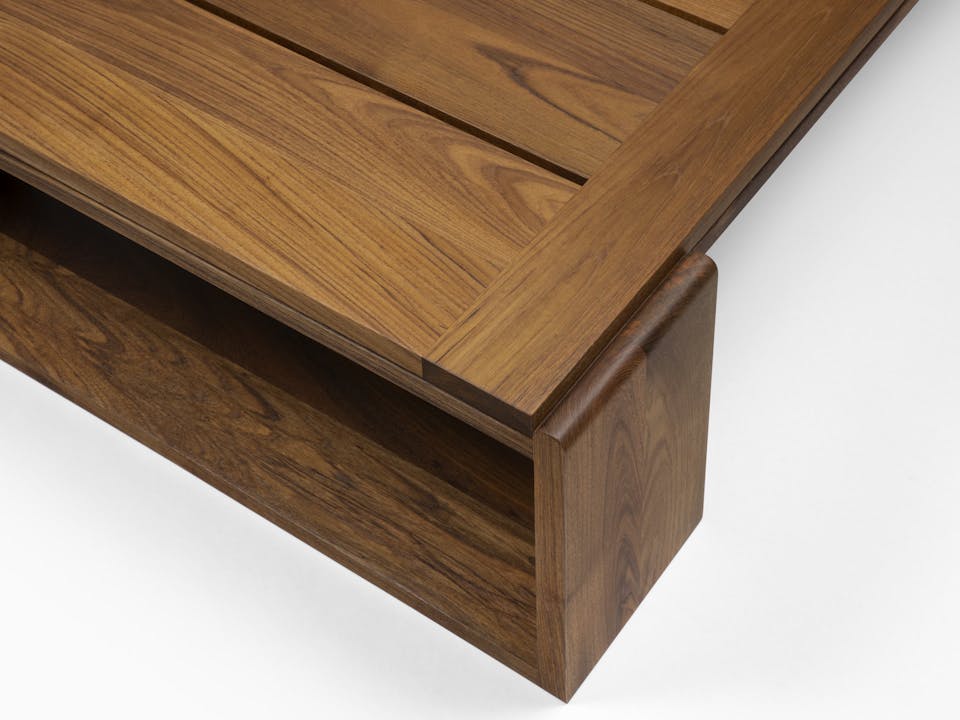 de sousa hughes link outdoor Malibu Cocktail Table 1