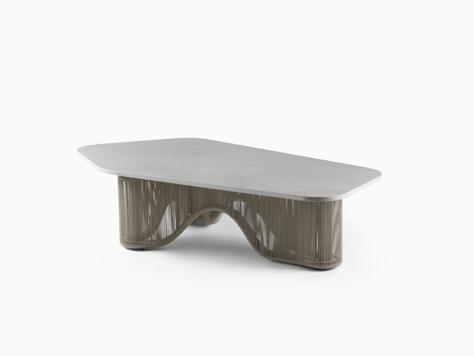 de sousa hughes link outdoor Monterey Cocktail Table Sand 3