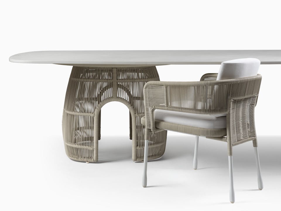 de sousa hughes link outdoor Monterey Dining Table Sand 1
