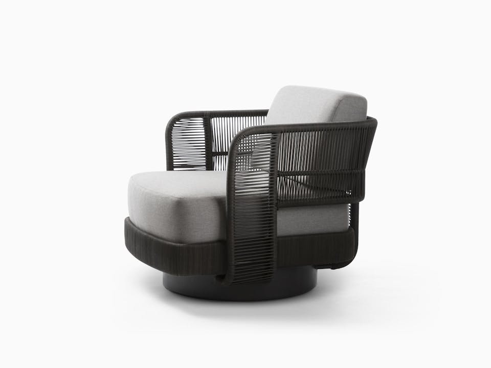 de sousa hughes link outdoor Monterey Swivel Lounge Chair Tahoe 4