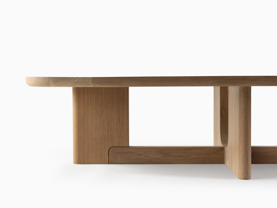 de sousa hughes link outdoor Rio Cocktail Table 5