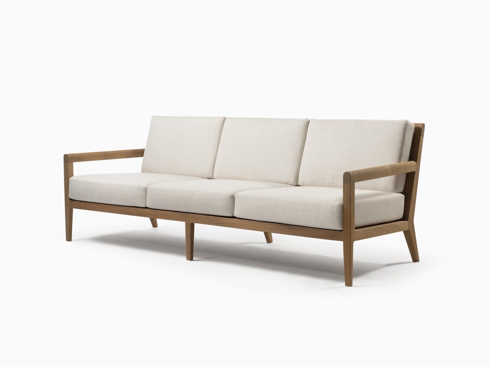 de sousa hughes link outdoor Sand Dollar Sofa 4