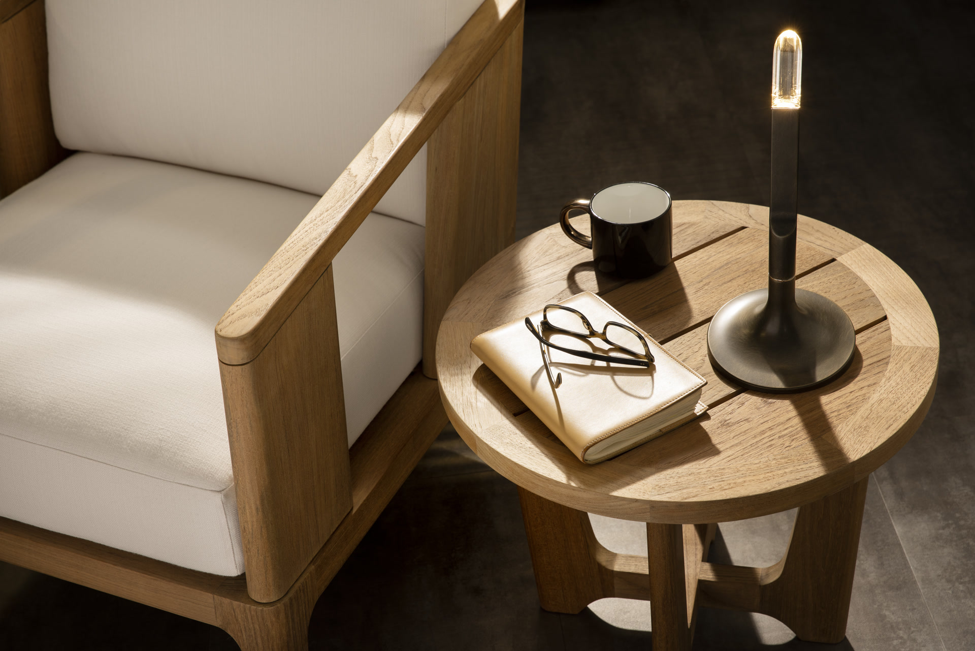 de sousa hughes Link Outdoor Torch Dark Bronze 6