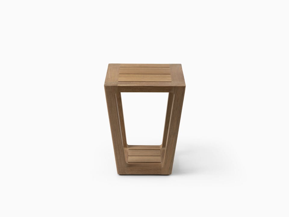 de sousa hughes link outdoor Tulum Drink Table 3