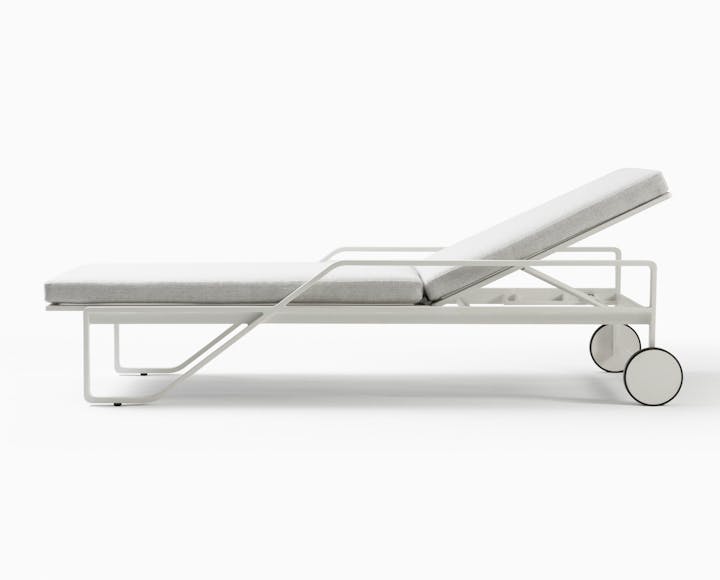 de sousa hughes link outdoor Verano Chaise Bone White 7