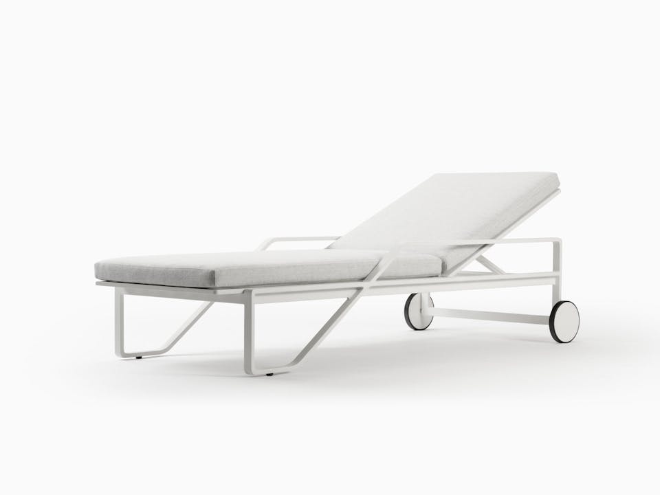 de sousa hughes link outdoor Verano Chaise Bone White 1