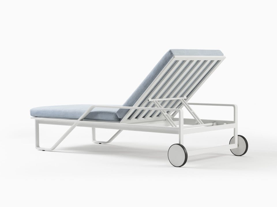 de sousa hughes link outdoor Verano Chaise Bone White 4