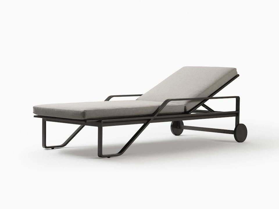 de sousa hughes link outdoor Verano Chaise Antique Bronze 1
