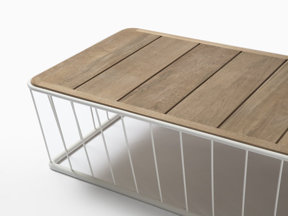 de sousa hughes link outdoor Whisper Cocktail Table 8