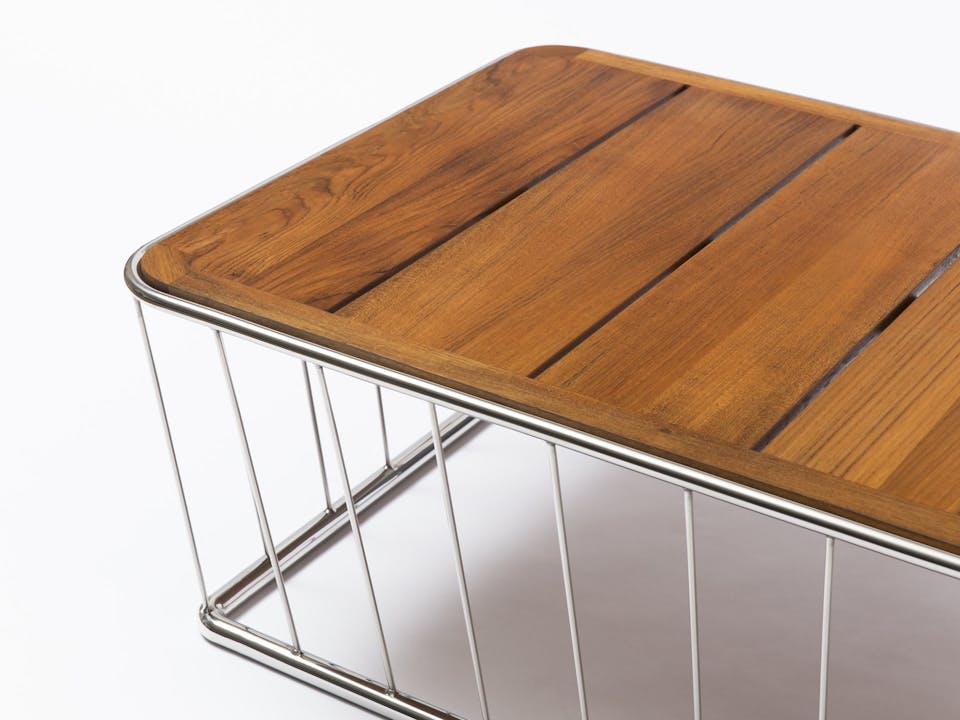 de sousa hughes link outdoor Whisper Cocktail Table 6