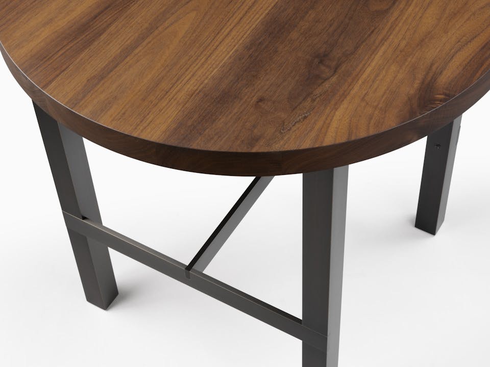 de sousa hughes mark albrecht Seven Quarter Table Round Detail