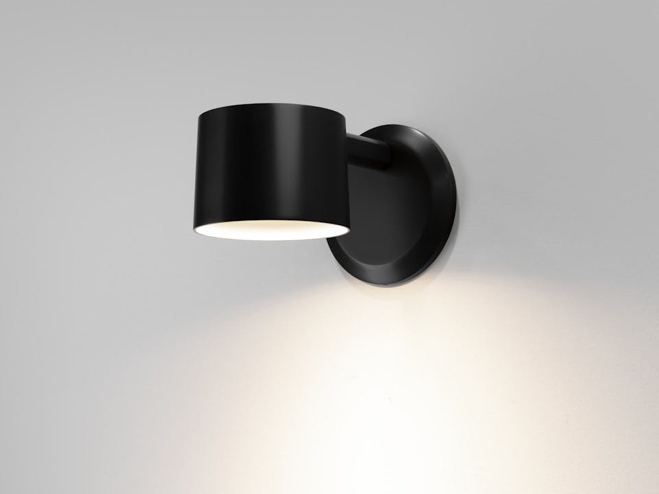 de sousa hughes mark albrecht bodie sconce metal shade angle 2