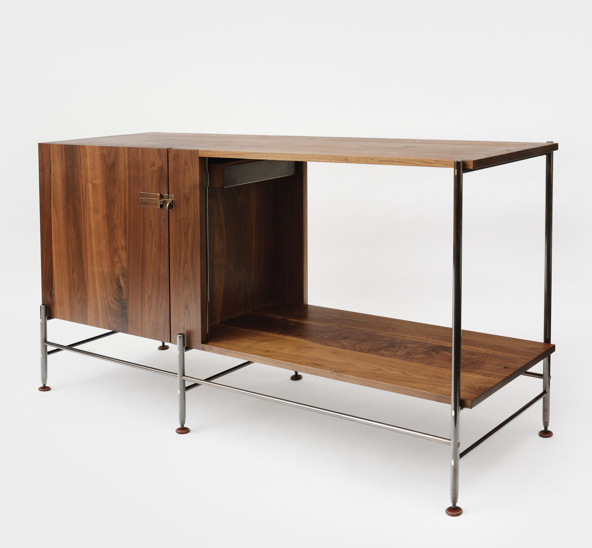 de sousa hughes mark albrecht harwood bar 7