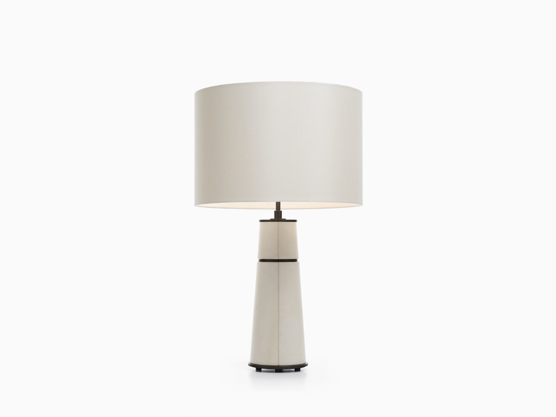 de sousa hughes mattaliano piller table lamp