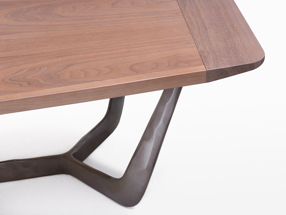 de sousa hughes mattaliano regatta dining table top