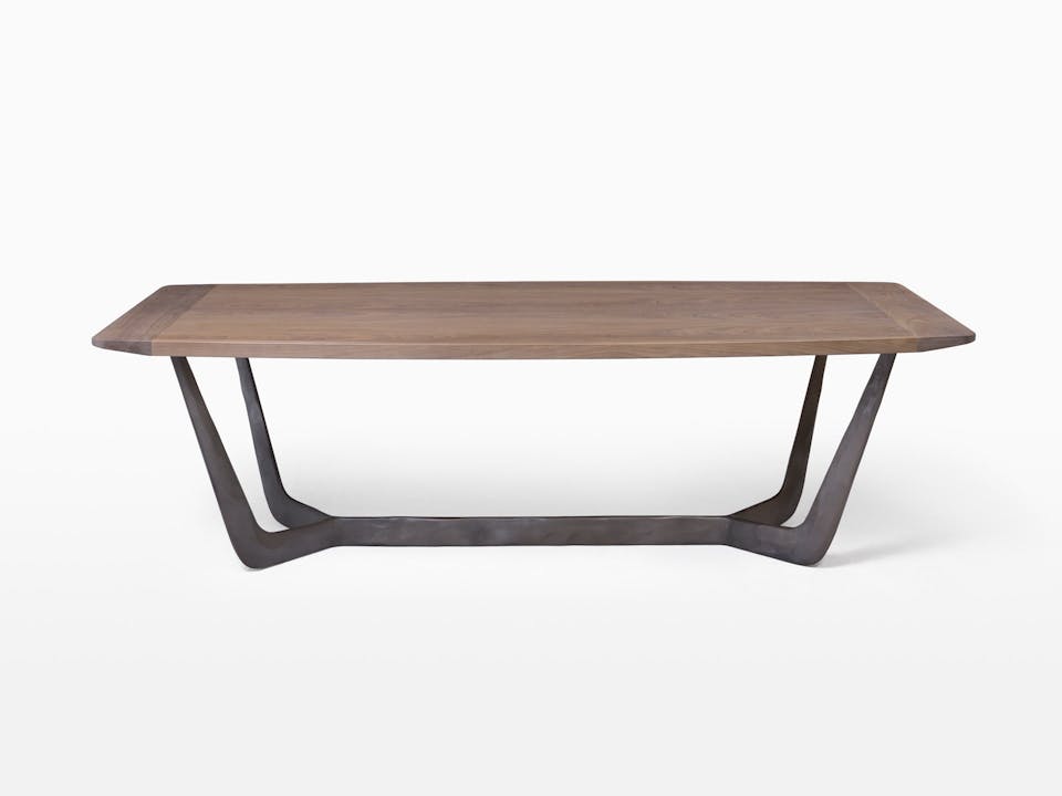 de sousa hughes mattaliano regatta dining table