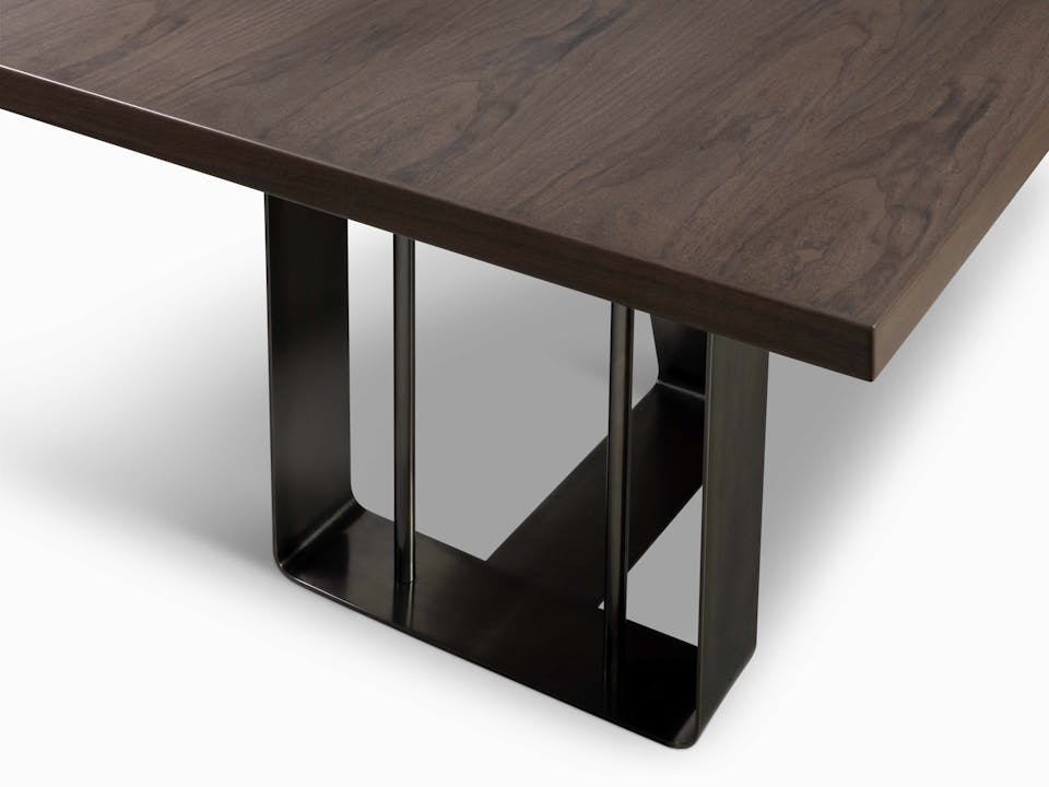 de sousa hughes mattaliano crillon dining table top detail 2