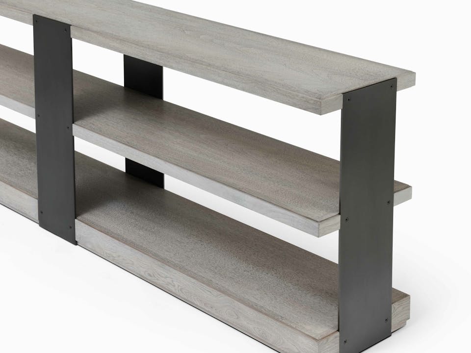 de sousa hughes mattaliano ettore console evo 2 detail angle