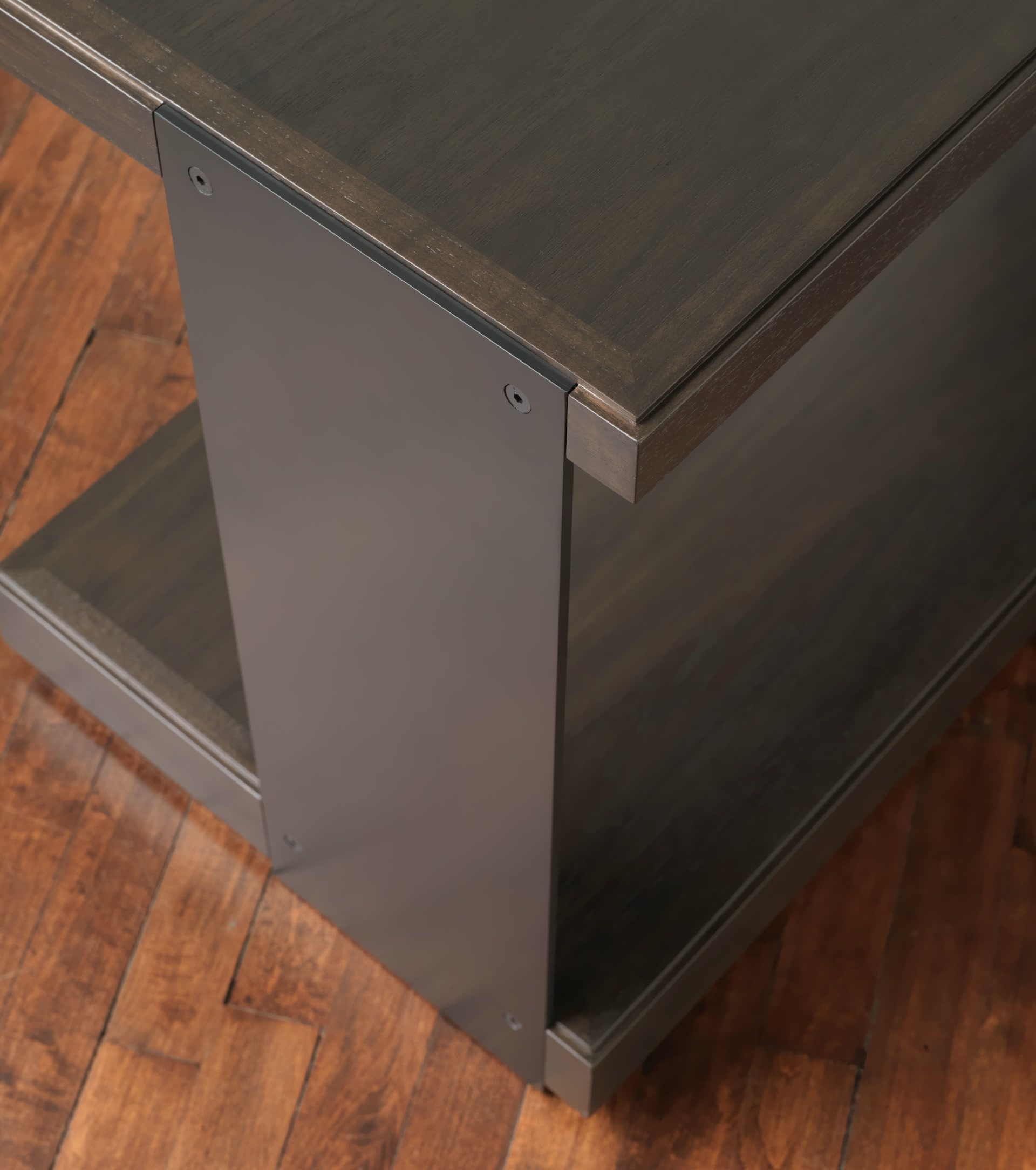 de sousa hughes mattaliano ettore side table size 1 detail