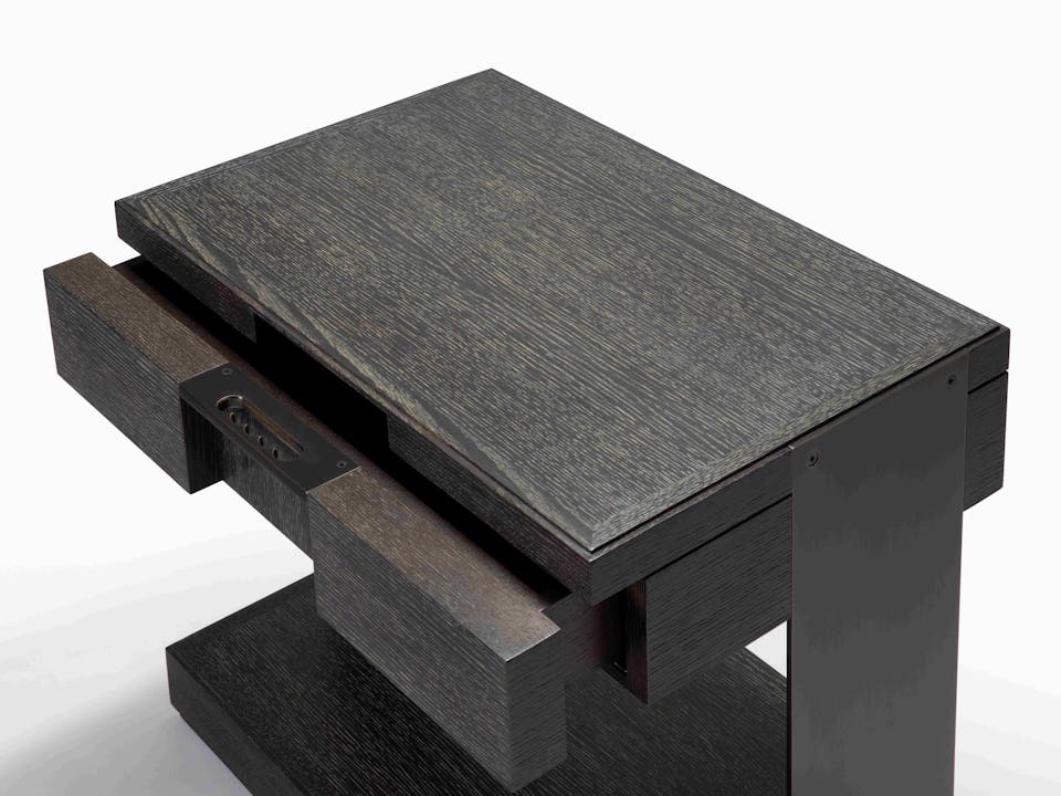 de sousa hughes mattaliano ettore side table size 3 top detail