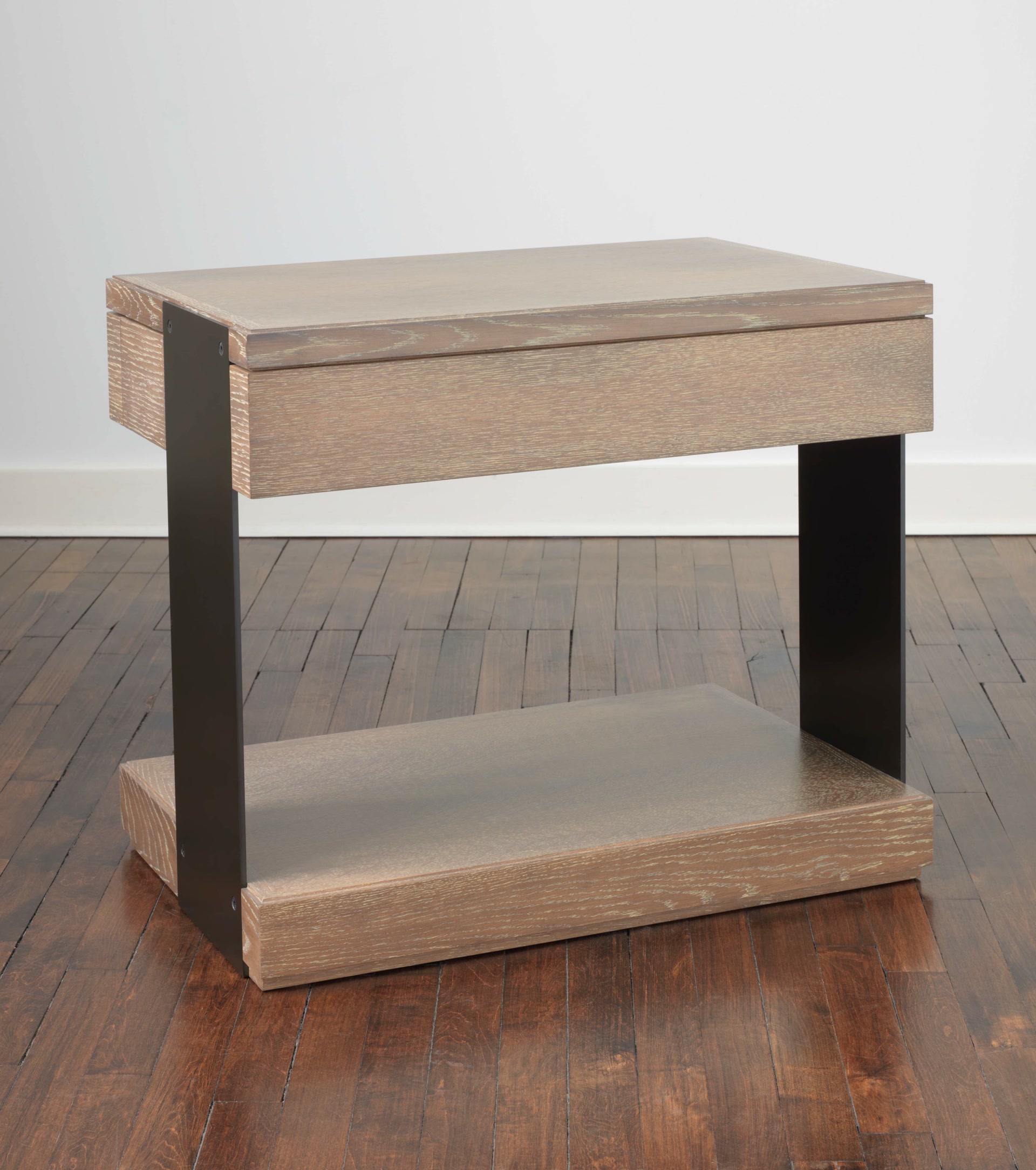 de sousa hughes mattaliano ettore side table size 3 back