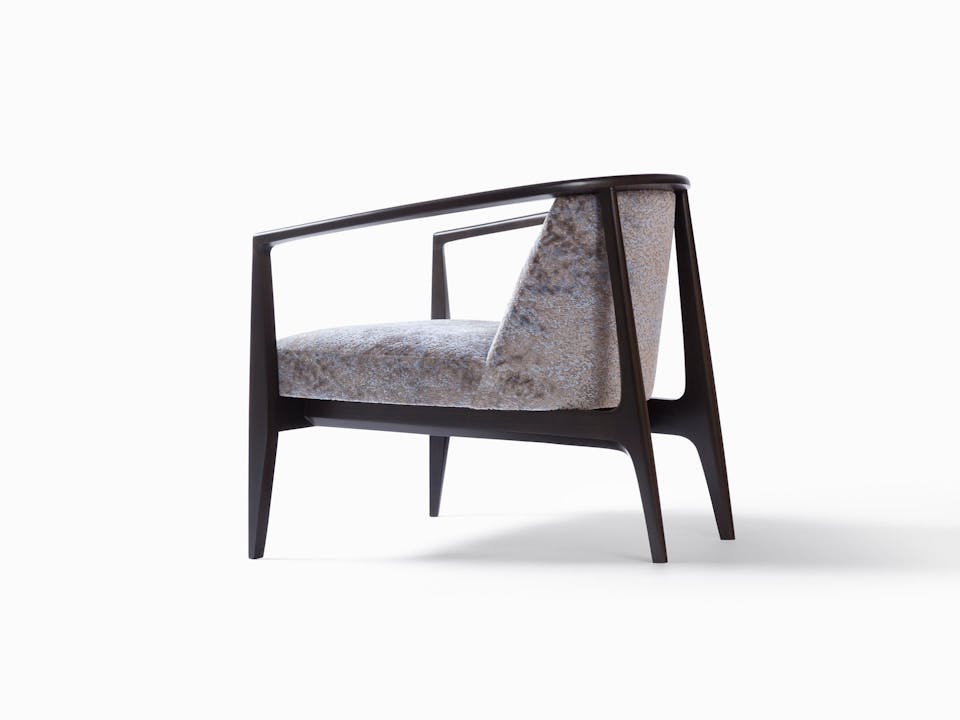 de sousa hughes mattaliano sabre club chair side angle