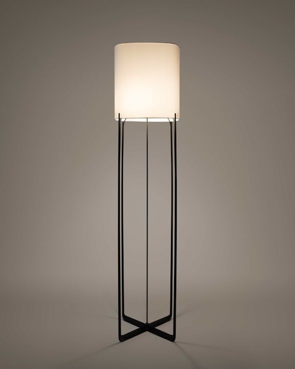 de sousa hughes mattaliano tetra floor lamp front dark background