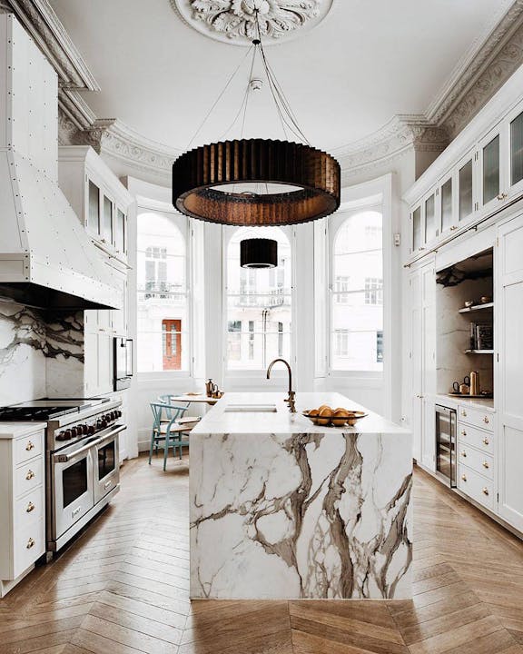 de sousa hughes McEwenLighting Gear Suspension Lifestyle Install 2